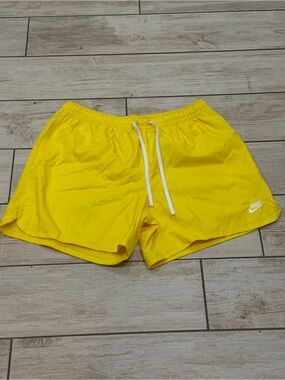 Nike short for men